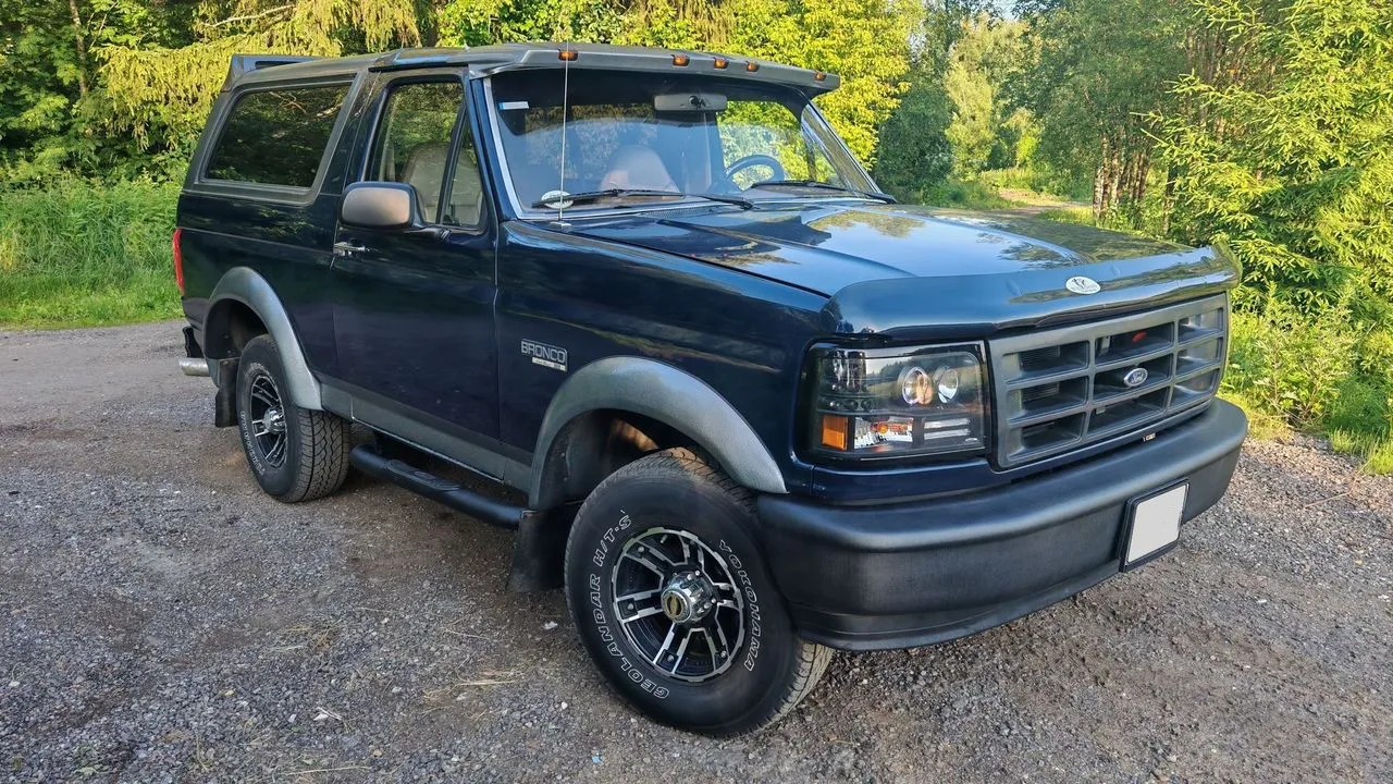 Ford Bronco 4.9 AT, 1992, 211 000 км — фото 4